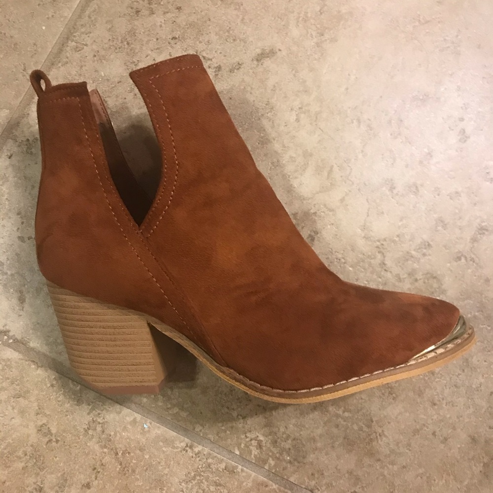 Mi. Im booties
